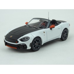 Fiat Abarth 124 Spider Turismo 2017 (White) model 1:43 IXO Models MOC294