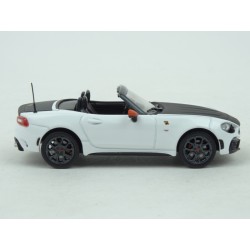 Fiat Abarth 124 Spider Turismo 2017 (White) model 1:43 IXO Models MOC294