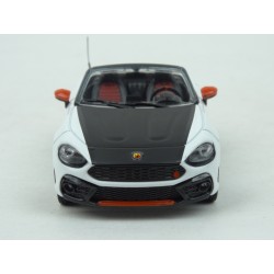 Fiat Abarth 124 Spider Turismo 2017 (White) model 1:43 IXO Models MOC294