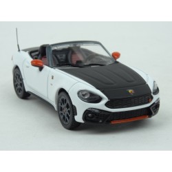 Fiat Abarth 124 Spider Turismo 2017 (White) model 1:43 IXO Models MOC294