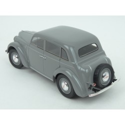 Moskvich 400-420 1946 (Grey) model 1:18 iScale iSc-118000000015
