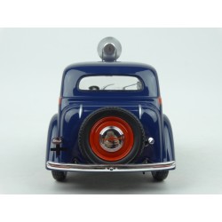 Moskvich 400-420 Milicia 1954 model 1:18 iScale iSc-118000000018