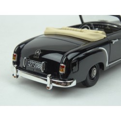 Mercedes Benz 180 Cabriolet A Prototyp 1953 model 1:43 AutoCult AC-60004