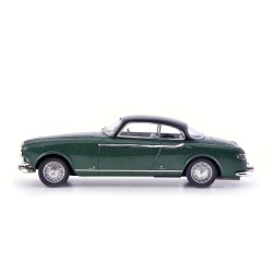 Lancia Aurelia B52 Coupe Vignale 1952 model 1:43 AutoCult AC-60027