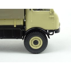 Tatra 805 Valník s plachtou 1952 model 1:43 Premium ClassiXXs PCL47090