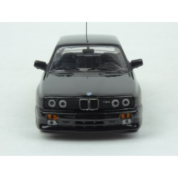BMW (E30) M3 Sport Evolution 1990 model 1:43 IXO Models CLC308N