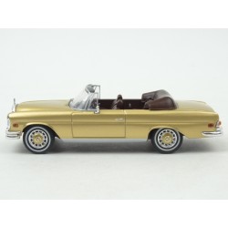 Mercedes Benz (W111) 280 SE 3.5 Cabriolet 1969 model 1:43 IXO Models CLC315N