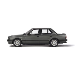 BMW (E30) 325i Sedan 1988, OttO mobile 1/18 scale