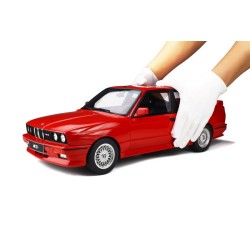 BMW (E30) M3 1986 model 1:8 GT Spirit GTS80061