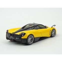 Pagani Huayra 2013 (Yellow) model 1:43 WELLY GT Autos WE-41011GWy