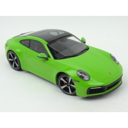 Porsche 911 (992) Carrera 4S 2019, Minichamps 1/18 scale
