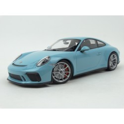 Porsche 911 (991/2) GT3 Touring 2018 model 1:18 Minichamps MI-110067420