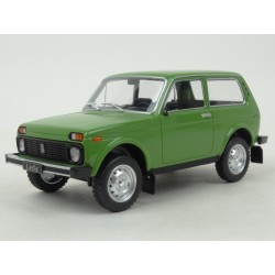 Lada Niva 1977 model 1:24 WhiteBox WB124037