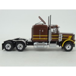 Peterbilt 359 1973 (Brown Met.) model 1:43 IXO Models TR043