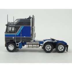 Kenworth K100 Areodyne 1976 (Grey Met./Blue) model 1:43 IXO Models TR045