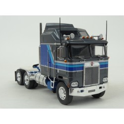 Kenworth K100 Areodyne 1976 (Grey Met./Blue) model 1:43 IXO Models TR045