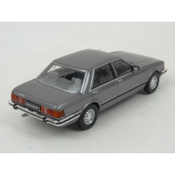Ford Granada Mk.II 2.8 GL 1982 model 1:43 IXO Models CLC327N
