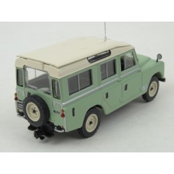 Land Rover 109 Serie II Station Wagon 4x4 1958 model 1:43 IXO Models CLC329N