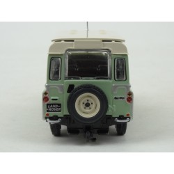 Land Rover 109 Serie II Station Wagon 4x4 1958 model 1:43 IXO Models CLC329N