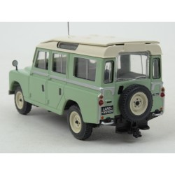 Land Rover 109 Serie II Station Wagon 4x4 1958 model 1:43 IXO Models CLC329N