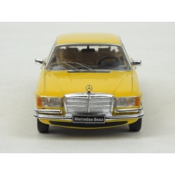 Mercedes Benz (W116) 450 SEL 1975 model 1:43 IXO Models CLC330N