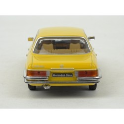 Mercedes Benz (W116) 450 SEL 1975 model 1:43 IXO Models CLC330N
