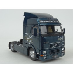 Volvo FH12 Globetrotter XL-70 1994 model 1:43 IXO Models TR060