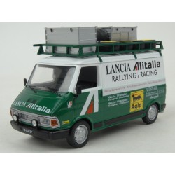 Fiat 242E Alitalia Rallye Assistance 1977 model 1:43 IXO Models RAC284X