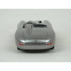 Mercedes Benz (W198) 300 SL Porter Special 1956 model 1:43 AutoCult AC-60008