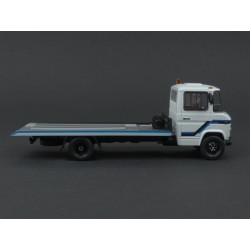 Mercedes Benz L608 D Tow Truck 1980 (White) model 1:43 IXO Models CLC336