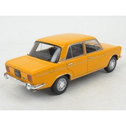 Fiat 125 Special 1968 (Orange) model 1:24 WhiteBox WB124040
