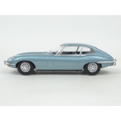 Jaguar E-Type Series II 2+2 1969 (Blue Met.), WhiteBox 1/24 scale