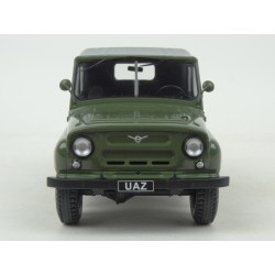UAZ 469 Soft Top 1971 model 1:24 WhiteBox WB124042