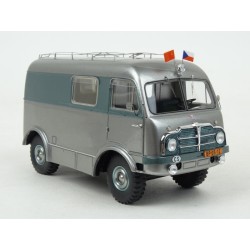 Tatra T805 Hanzelka a Zikmund 1953 model 1:43 AutoCult AC-09012