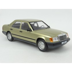 Mercedes Benz (W124) 200 D 1984, MCG (Model Car Group) 1/18 scale