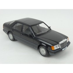 Mercedes Benz (W124) 300 E 1984 (Black Met.) model 1:18 MCG (Model Car Group) MCG18206