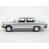 Mercedes Benz (W123) 200 D 1976 model 1:43 IXO Models CLC340N