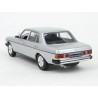 Mercedes Benz (W123) 200 D 1976 model 1:43 IXO Models CLC340N