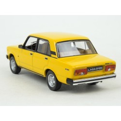 Lada (VAZ) 2105 1981 model 1:43 IXO Models CLC341N