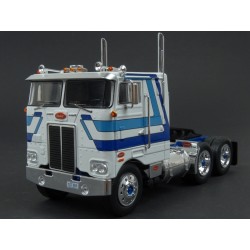 Peterbilt 352 Pacemaker 1979 (White), IXO Models 1/43 scale
