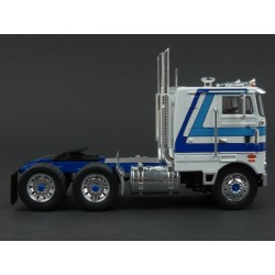 Peterbilt 352 Pacemaker 1979 (White), IXO Models 1/43 scale