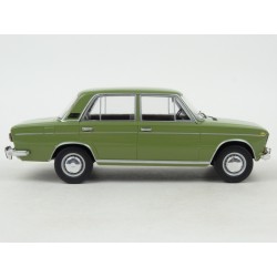 Lada 1500 1977 model 1:24 WhiteBox WB124044
