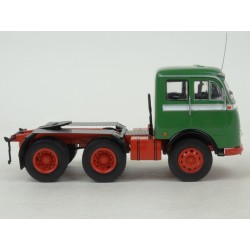Mercedes Benz LPS 333 1960 (Green) model 1:43 IXO Models TR040
