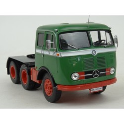 Mercedes Benz LPS 333 1960 (Green) model 1:43 IXO Models TR040
