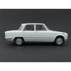 Alfa Romeo Giulia Nuova Super 1300 1974 (White) model 1:18 MCG (Model Car Group) MCG18146