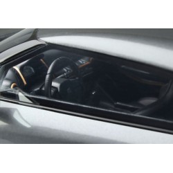 Nissan GT-R50 by Italdesign 2018 model 1:18 GT Spirit GT300