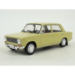 Lada 1200 (VAZ 2101) 1970, WhiteBox 1/24 scale