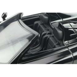 Mercedes Benz CLK-GTR Roadster Street Version 1998 model 1:18 GT Spirit GT826