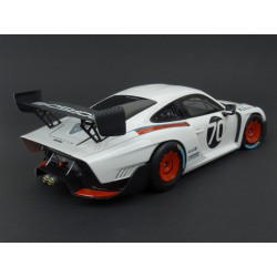 Porsche 935/19 (911 GT2 RS 2018) Martini 2018, Minichamps 1/18 scale