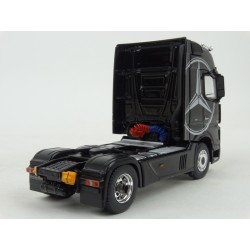 Mercedes Benz Actros MP4 1845 2012 (Black) model 1:43 IXO Models TR073